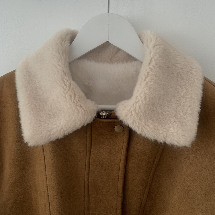 厚手スタッドファーカラースエードムスタンジャンパー