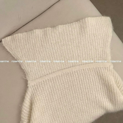 オフショルダースリムニット