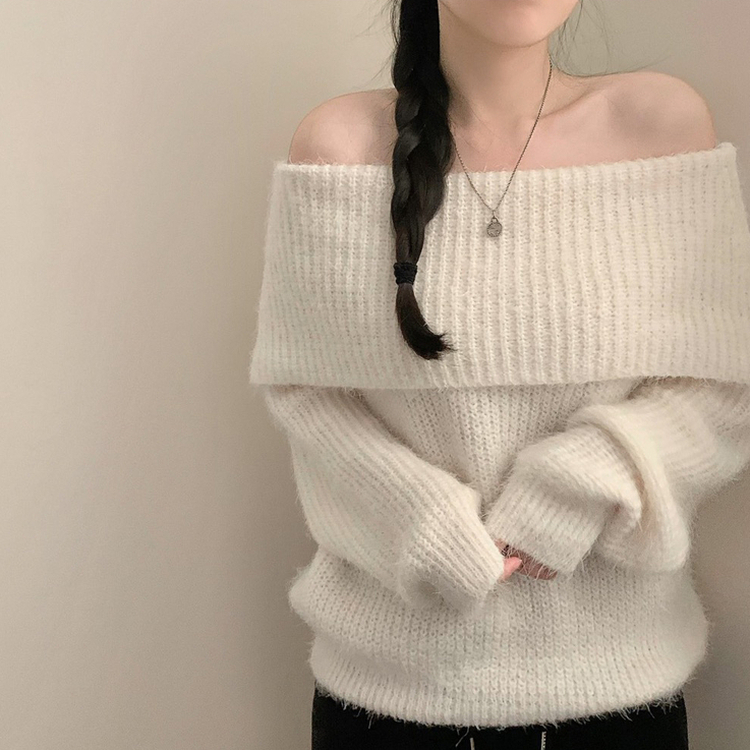 オフショルダースリムニット IVORY