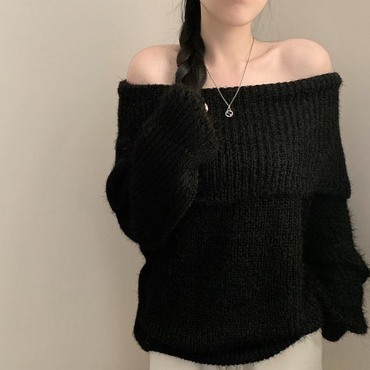 オフショルダースリムニット BLACK