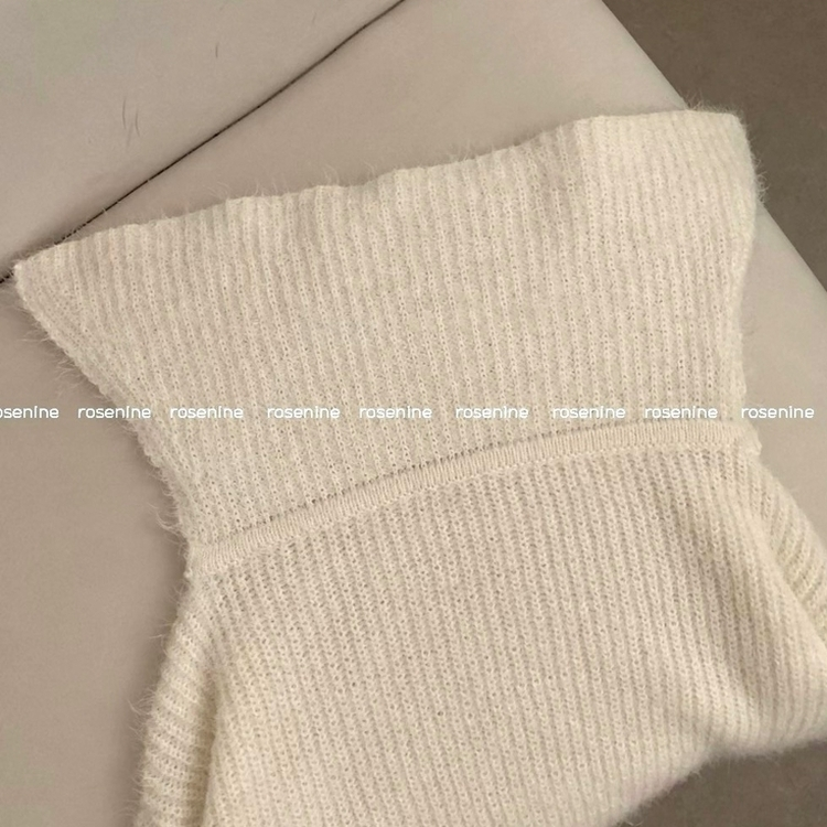 オフショルダースリムニット