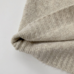 ラウンドボタンオーバーニット