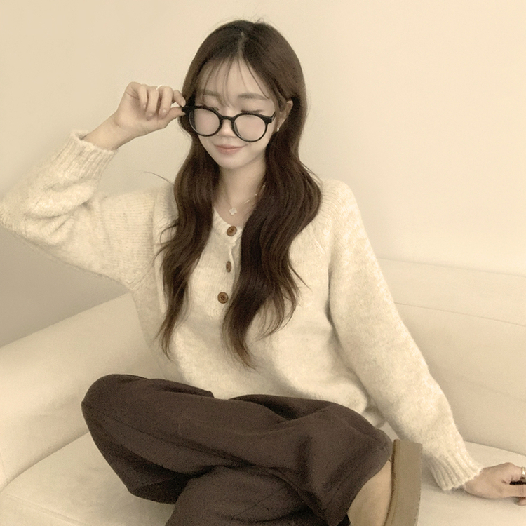 ラウンドボタンオーバーニット BEIGE