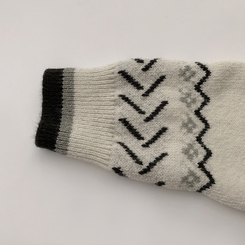 ノルディッフードニットカーディガン