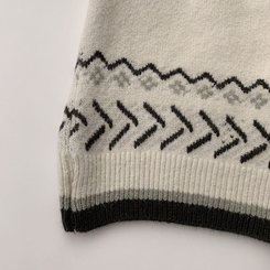 ノルディッフードニットカーディガン