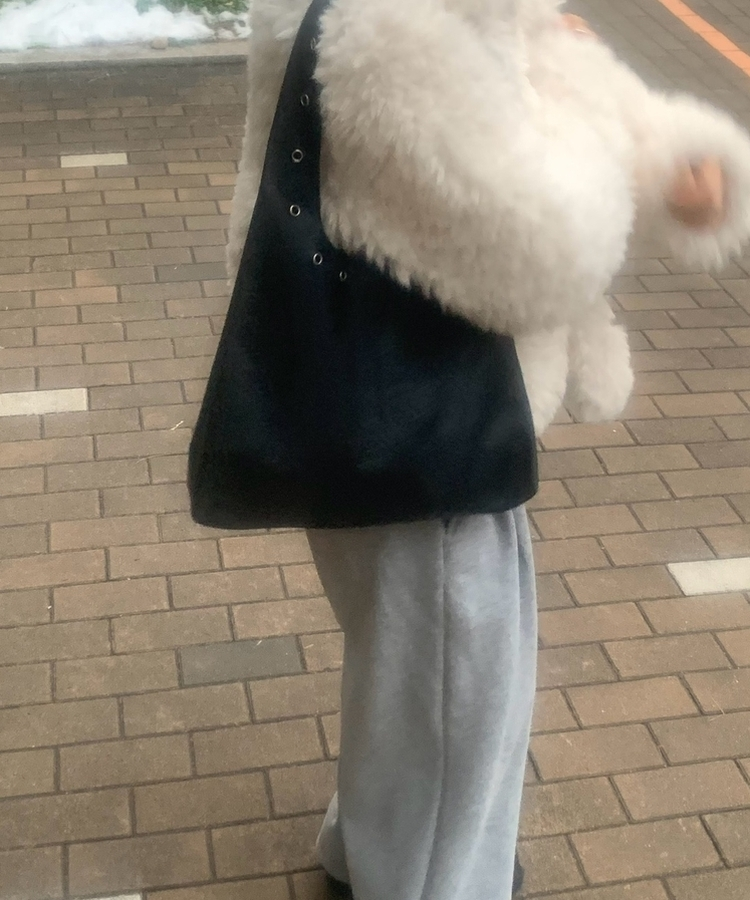 スタッドアイレットレザーバッグ Black(Winter)