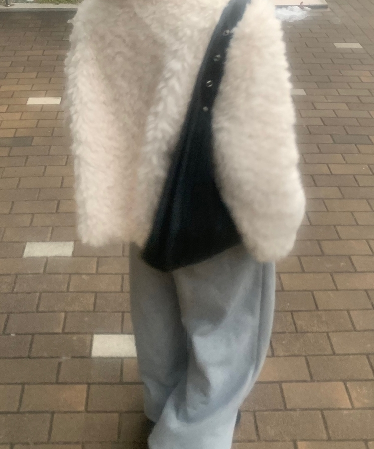 スタッドアイレットレザーバッグ Black(Winter)