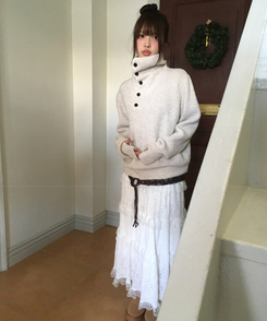 タートルネックボタンニット BEIGE