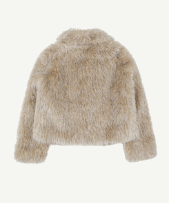 ベージュファージャケット