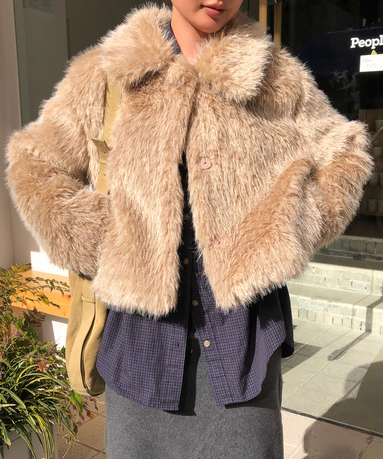 ベージュファージャケット BEIGE