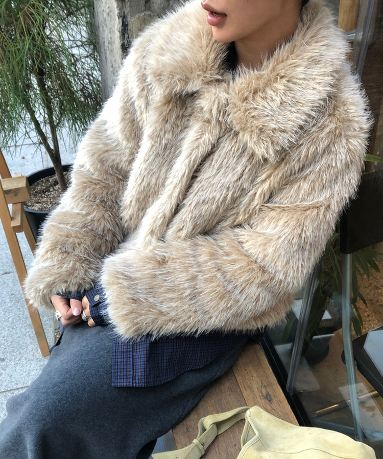 ベージュファージャケット BEIGE