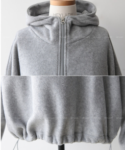 フリース刺繍ハーフジップアップフード