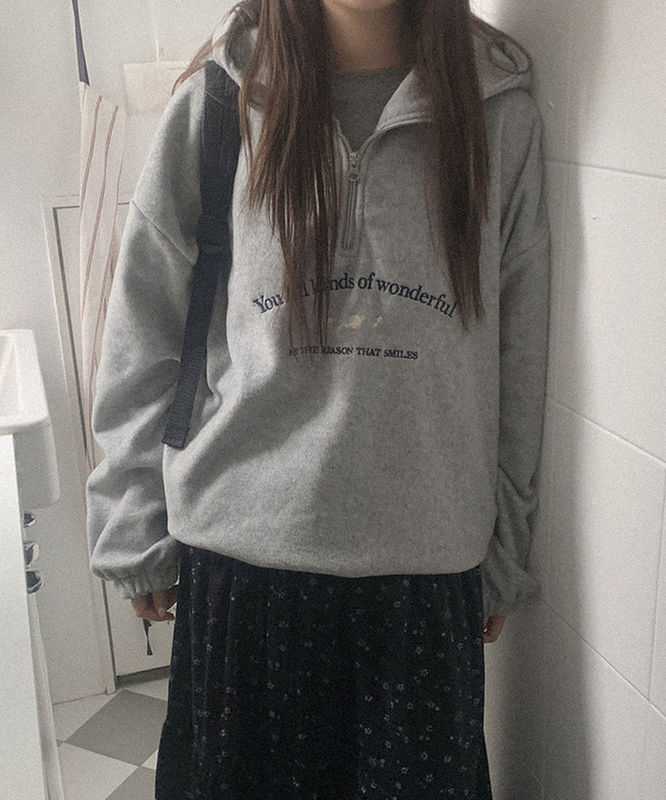 フリース刺繍ハーフジップアップフード GREY
