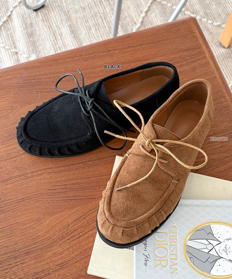 ハニースエードローファー