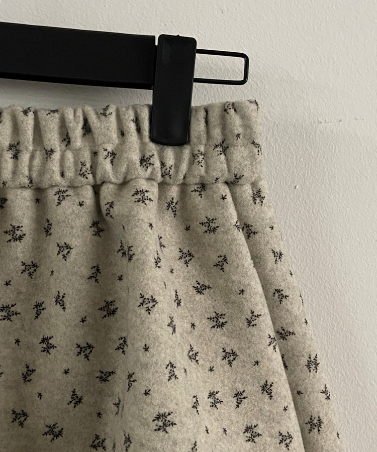 バルーンフレアフラワードットミディスカート