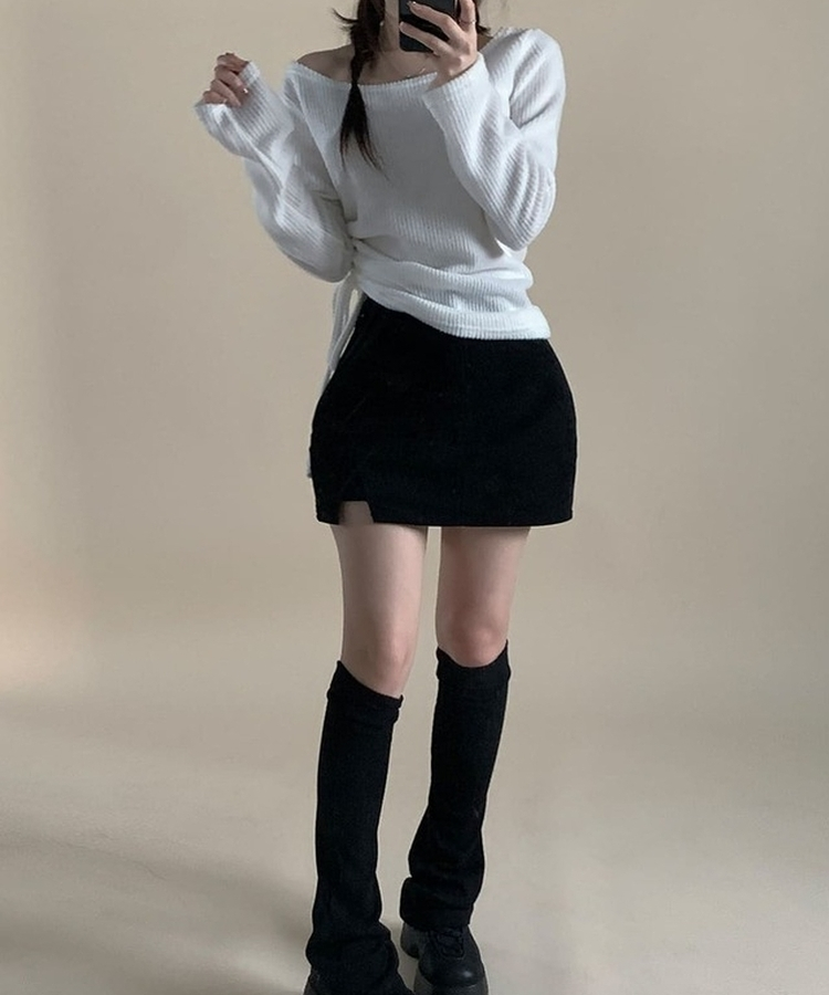 厚手シャーリングスリムニットTシャツ IVORY