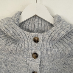 厚手ハイネックフードボタンカーディガン