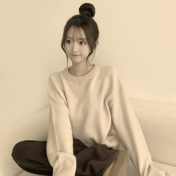 웨이브 라운드 오버핏 겨울 긴팔 니트  크림