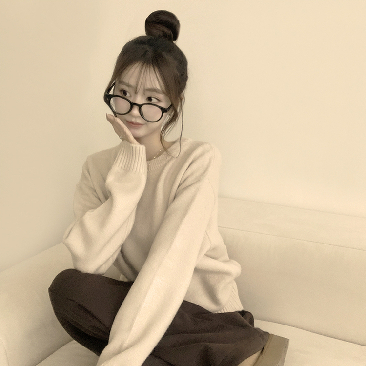 웨이브 라운드 오버핏 겨울 긴팔 니트  크림