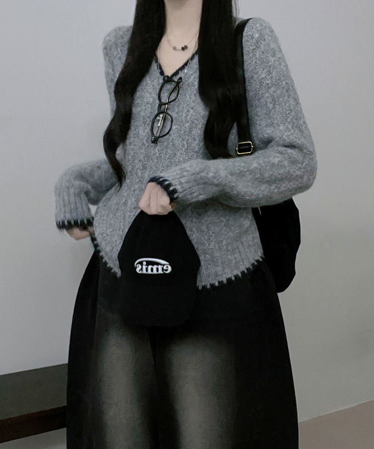 バイカラーケーブルVネックニット GREY