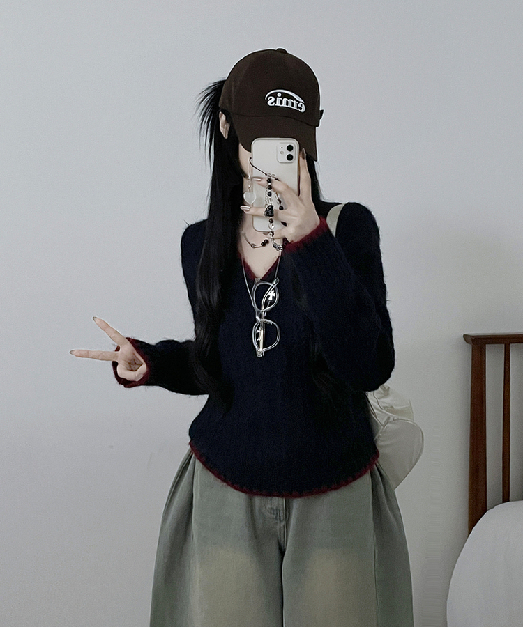 バイカラーケーブルVネックニット NAVY