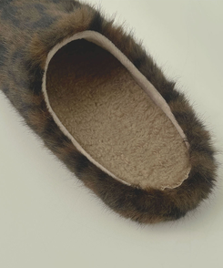 ファーレオパードスリッパ