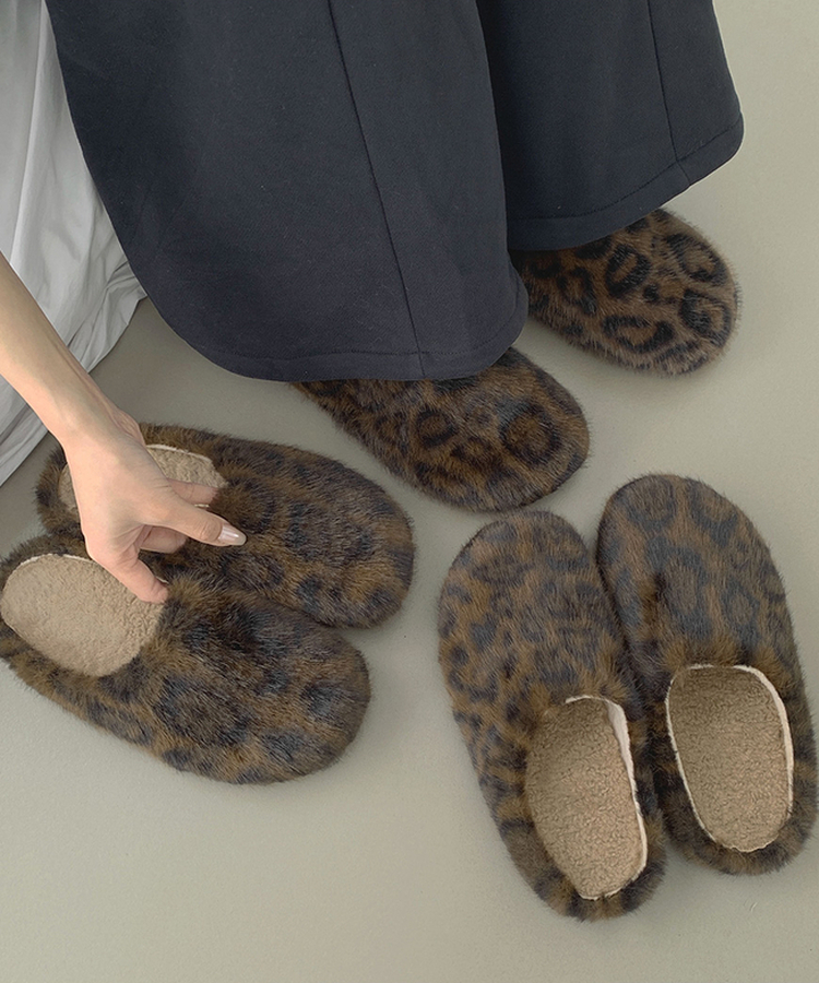 ファーレオパードスリッパ LEOPARD