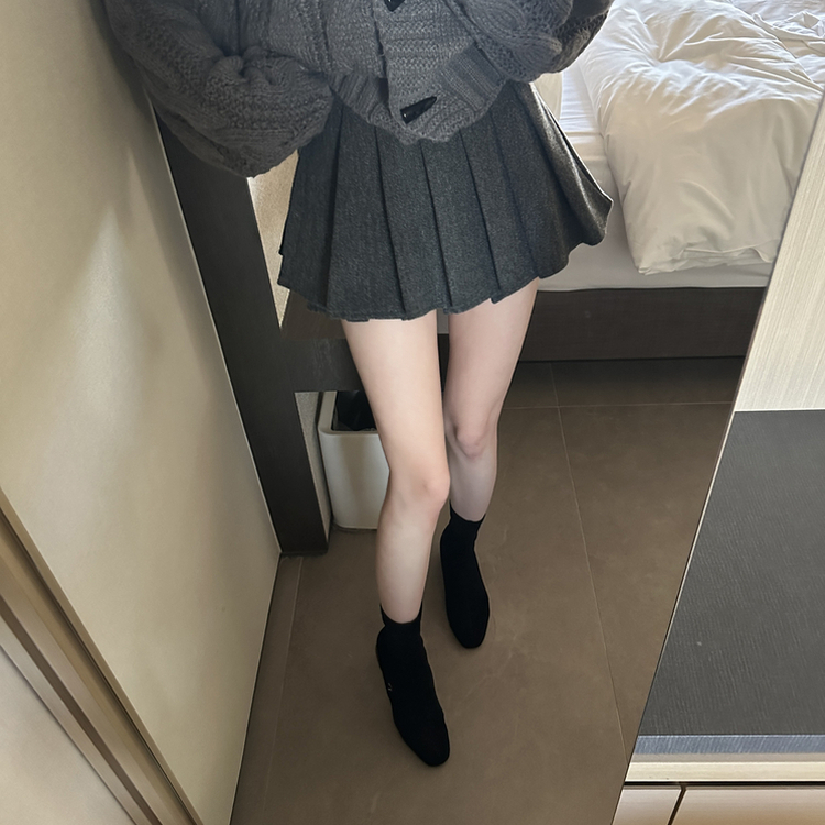 フェミニンスエードプリーツミニスカート CHARCOAL