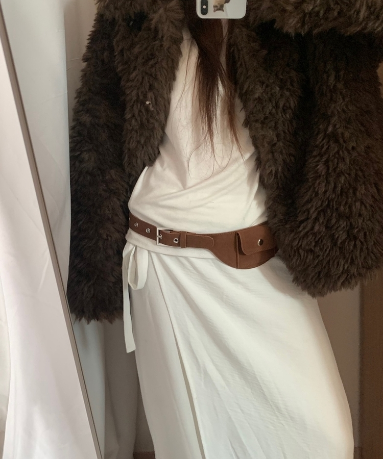 スエードバックルアイレットベルトバッグ BROWN