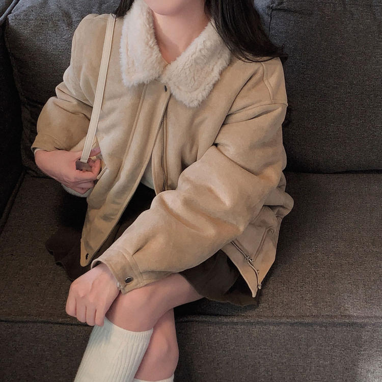 왕따뜻 델리만쥬 스웨이드 양털 무스탕 점퍼 크롭 퍼 자켓 베이지