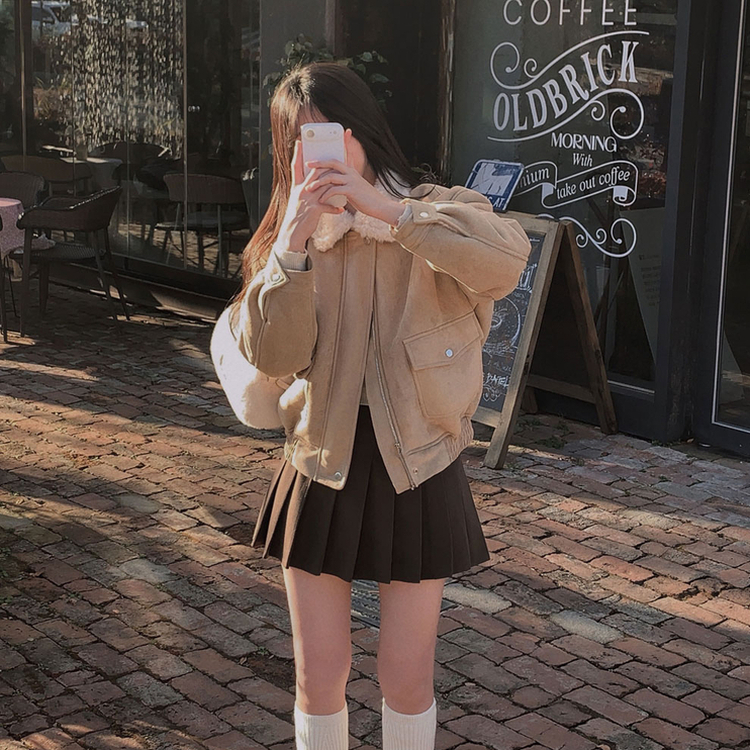 왕따뜻 델리만쥬 스웨이드 양털 무스탕 점퍼 크롭 퍼 자켓 베이지