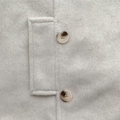 ダブルボタンキルティングショートコート