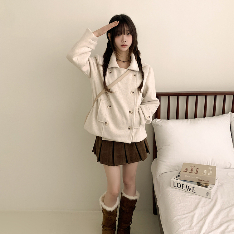 ダブルボタンキルティングショートコート BEIGE