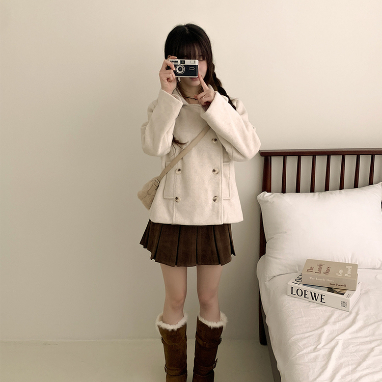 ダブルボタンキルティングショートコート BEIGE