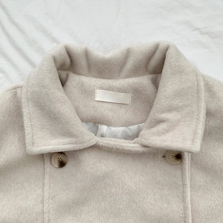 ダブルボタンキルティングショートコート