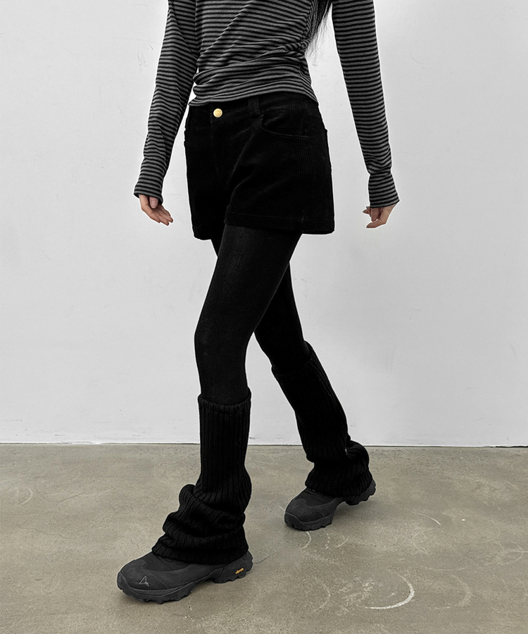 コーデュロイローウエストショートパンツ BLACK