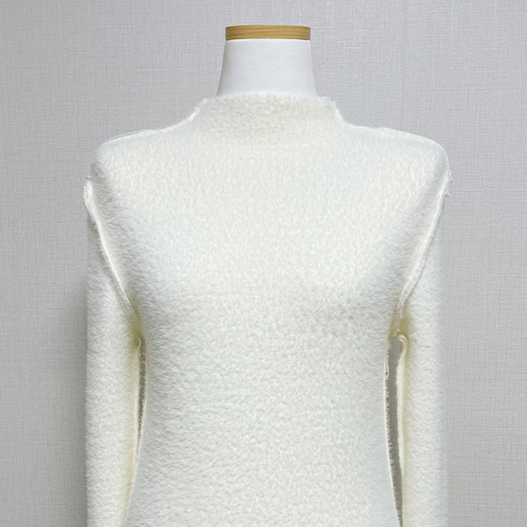 【起毛】ハーフハイネックミンクニット