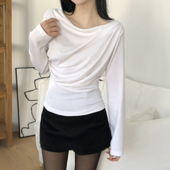 【起毛】ドレープオフショルダー薄長袖Tシャツ IVORY