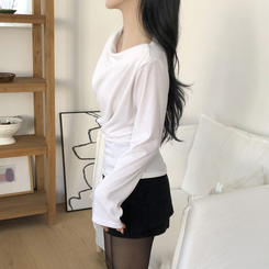 【起毛】ドレープオフショルダー薄長袖Tシャツ IVORY