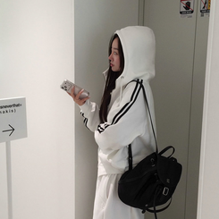 【起毛】クルーラインフードジップアップ WHITE