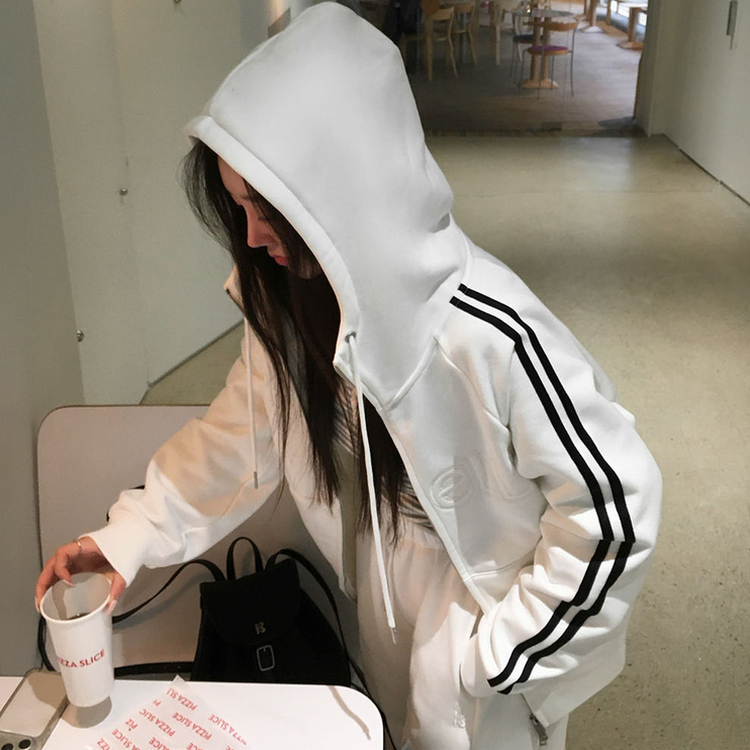 【起毛】クルーラインフードジップアップ WHITE