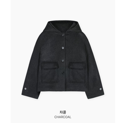 フードウールショートコート