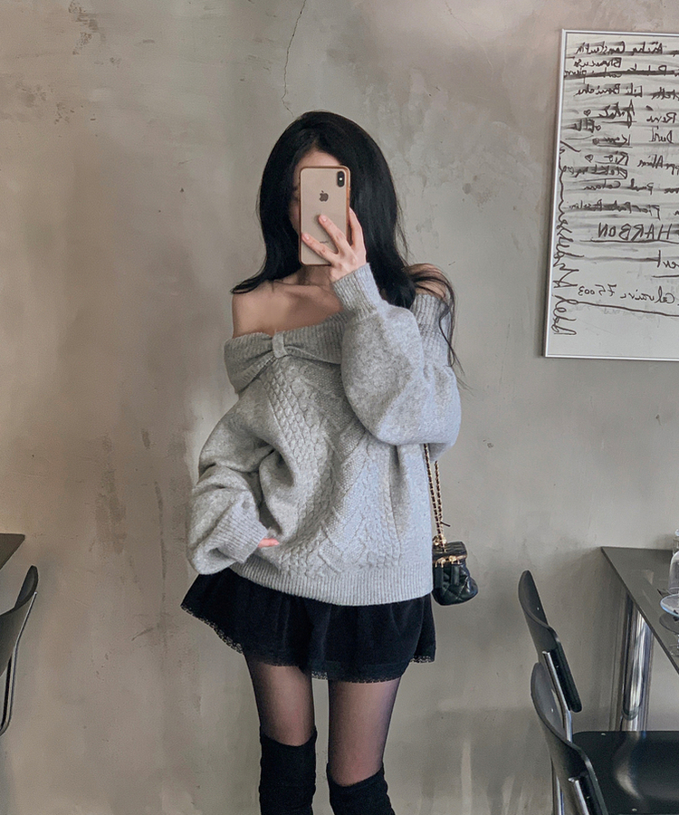 オフショルダーリボンケーブルニット GREY