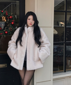 ハイネックキュービックバックルミンクファージャケット IVORY