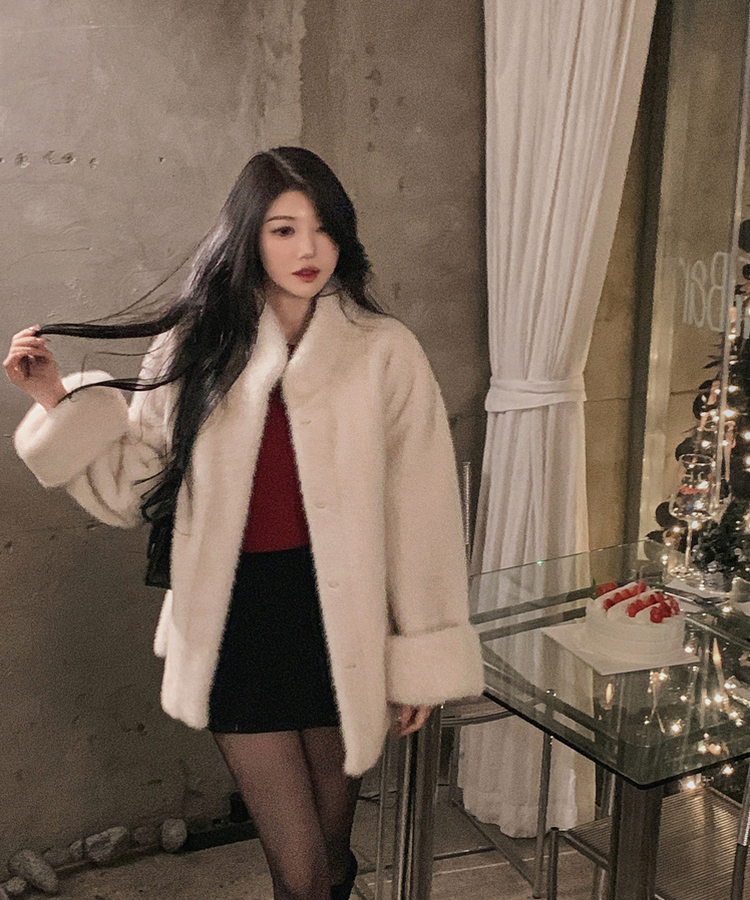 ハイネックキュービックバックルミンクファージャケット IVORY