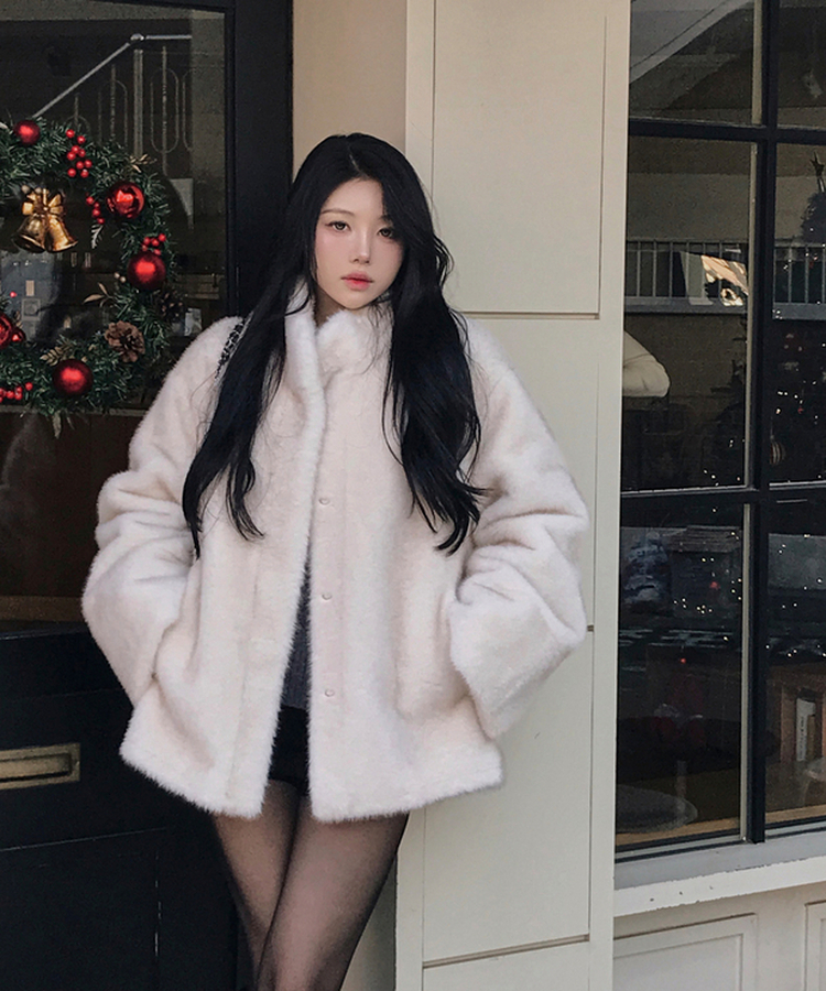 ハイネックキュービックバックルミンクファージャケット IVORY