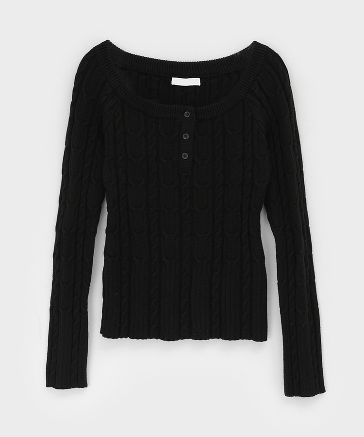 ケーブルヘンリーネックニット