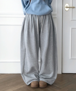 【起毛】72刺繍ピンタックワイドトレーニングパンツ(5color) MERANGE GRAY