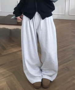 【起毛】72刺繍ピンタックワイドトレーニングパンツ(5color) MERANGE WHITE