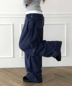 リベットピンタックフリースバルーンワイドパンツ NAVY BLUE